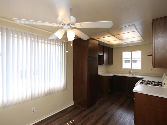 5th image of 122 N Primrose Ave APT H