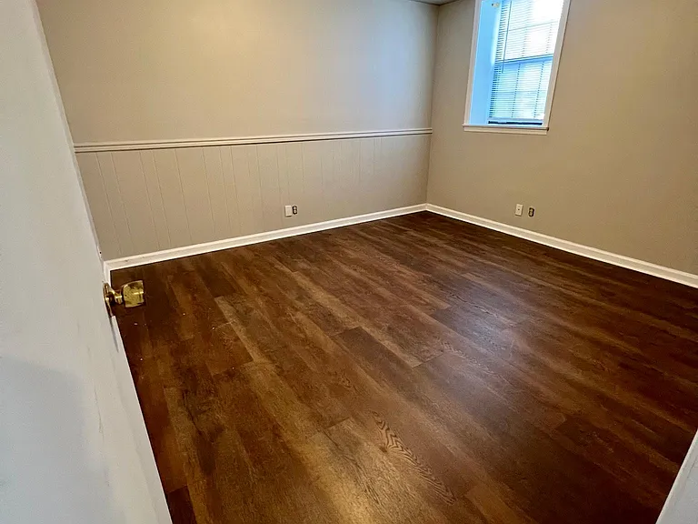 85 N Hall Rd #6 — Photo 3