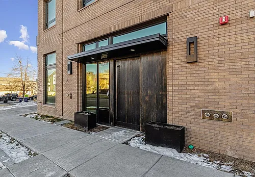 1908 W 33rd Ave #201 Photo 1
