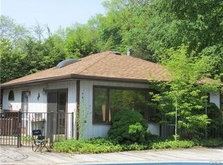 10 Reichelt Ter, Ansonia, CT 06401