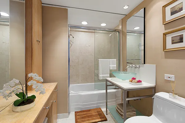 Rented by Platinum Properties | media 11