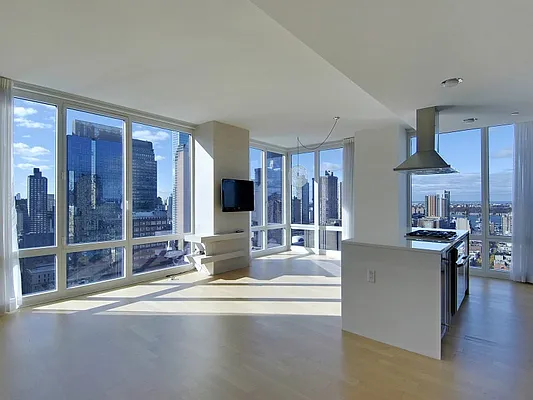 Rented by Sotheby's International Realty | media 15