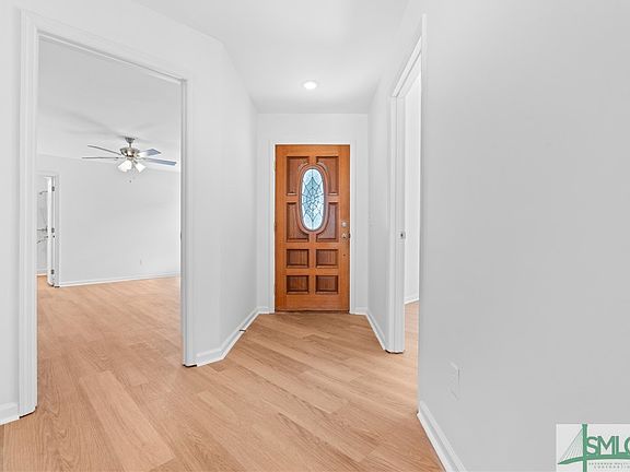 5th image of 1401 Cattail Way
