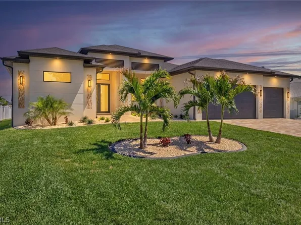 2551 SW 26th Place Cpe, Coral, FL 33914