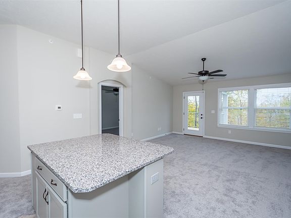 4th image of 3825 Capella Ln #5-302