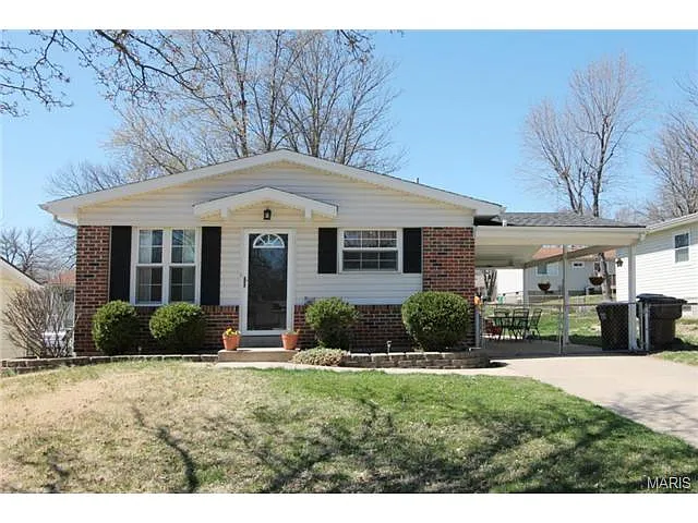 1413 Ramona Ln photo 1