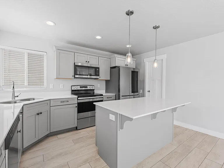 1583 W Quailhill Rd — Photo 10