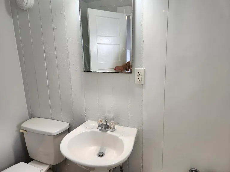 Unit Photo