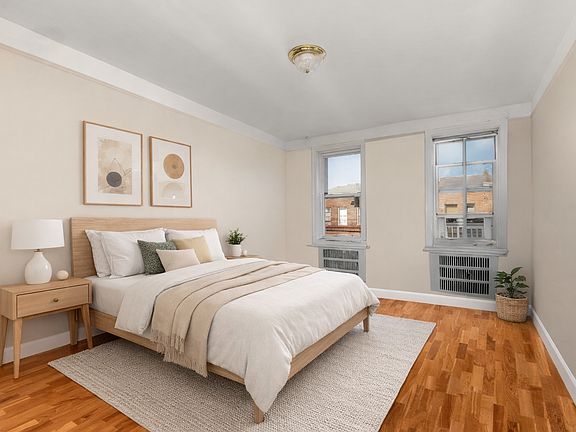 5th image of 4116 47th Ave #4F