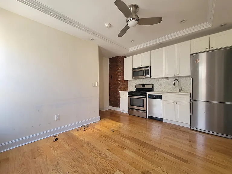 3143 Broadway #1F — Photo 5
