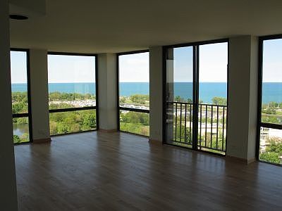 3rd image of 345 W Fullerton Parkway # Fl 22nd