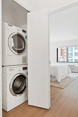 Rented by Greystar | media 4