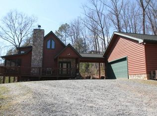 170 Grant Ln, Mineral Bluff, GA 30559