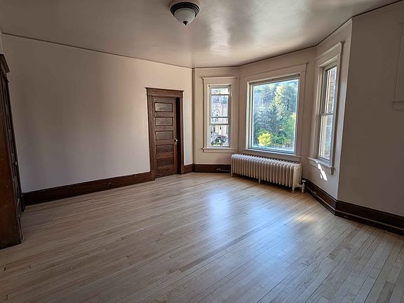 3rd image of 122 W 4th St #122C