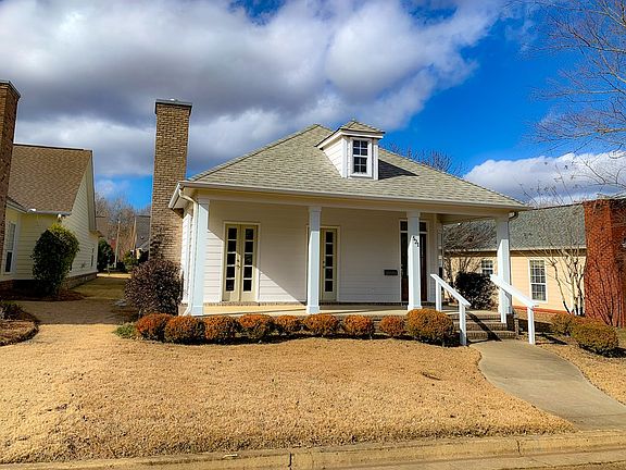 2nd image of 521 Exbury Dr