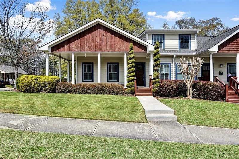 1st image of 782 Frasier Cir