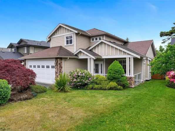1713 Mamich Cir, Saanich, BC V8N 6M9