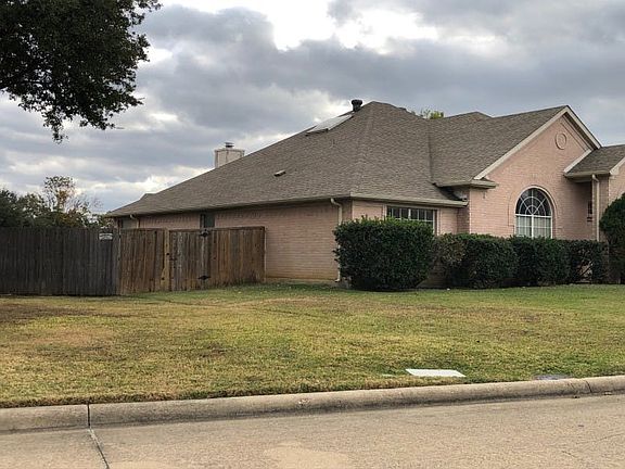 3rd image of 1317 Ashbrook Dr