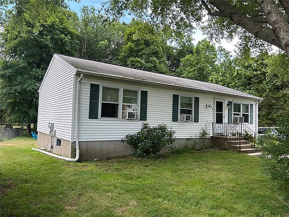 3rd image of 28 Karee Ct