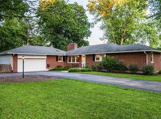 196 W Rahn Rd, Dayton, OH 45429