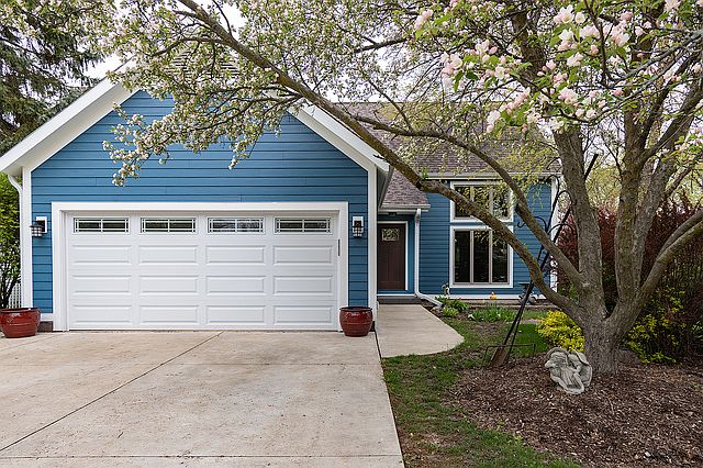 1st image of 17528 W Windslow Dr
