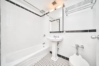 Rented by Living New York