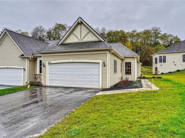 1091 Chapelhill Dr #327, Victor, NY 14564