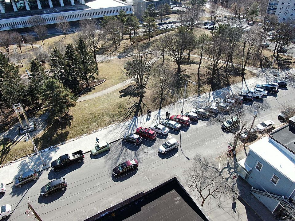 2nd image of 125 Jefferson St