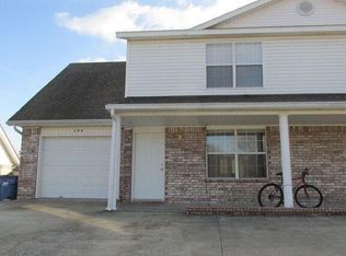 48 Holly Dr #B, Bentonville, AR 72712