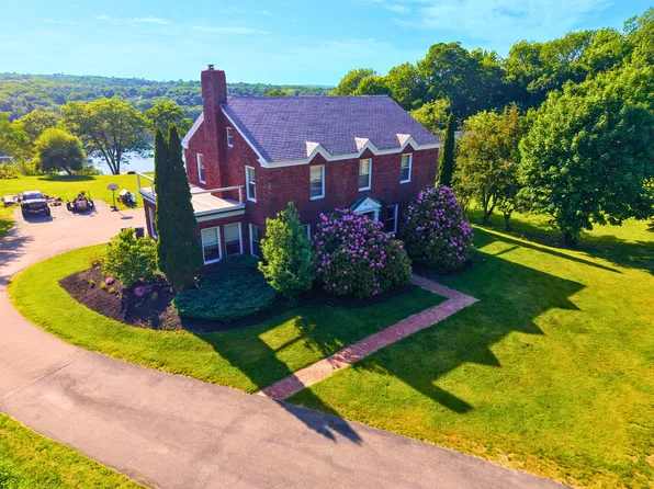 715 River Road, Orrington, ME 04474