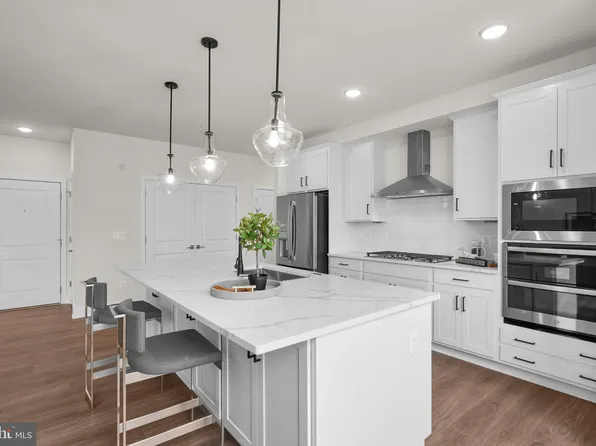 42920 Firefly Sonata Ter Unit 204, Ashburn, VA 20148