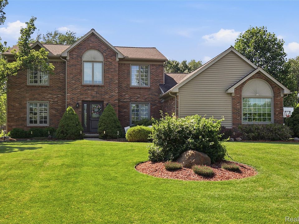 1st image of 1817 Deer View Ct