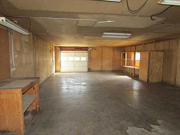 4th image of 3193 County Road 10