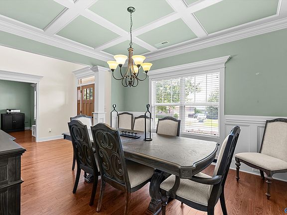 5th image of 48 Green Creek Rd