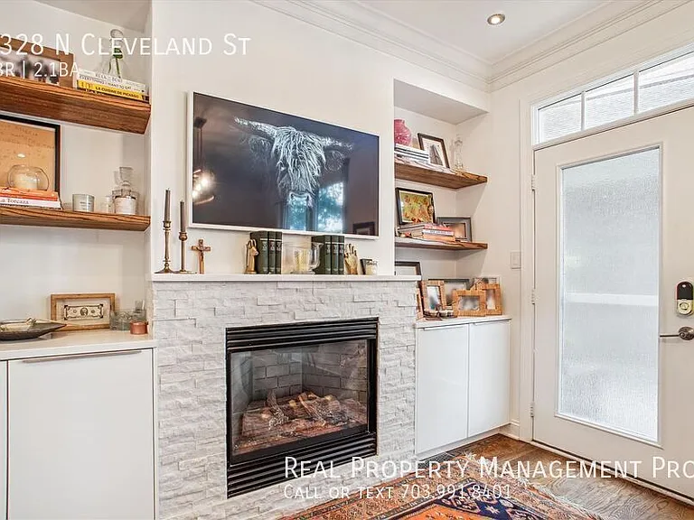 1328 N Cleveland St — Photo 13