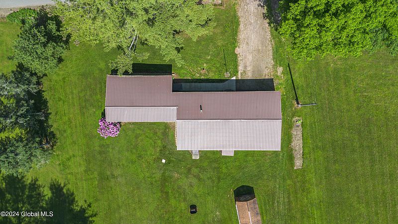 5th image of 272 Neff Hill Road