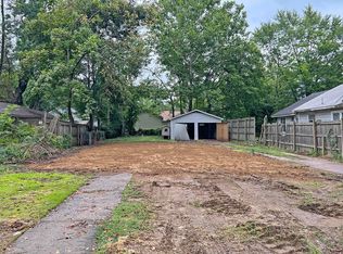 824 Davis St, Conway, AR 72034