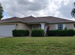 124 NE 16th Ter, Cape Coral, FL 33909