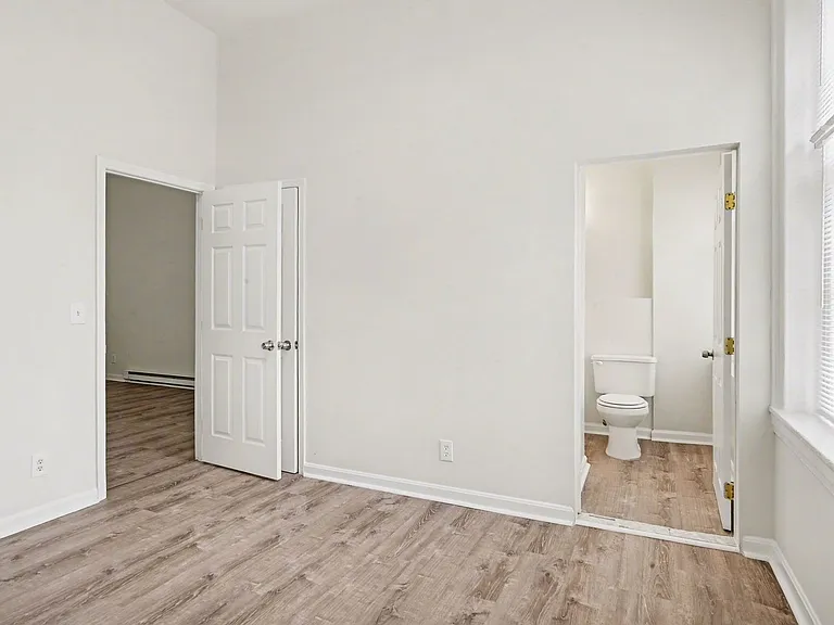 117 West Saratoga Street — Photo 11