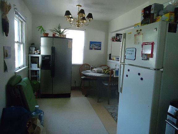 4th image of 119 41st Ave