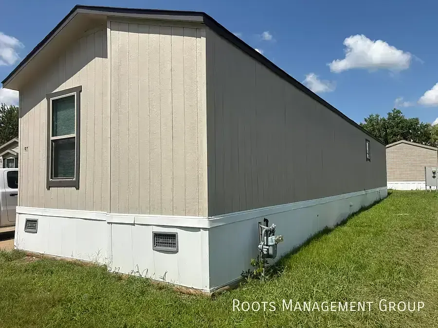 3 Bed 2 Bath Home Available for Lease at The Orchards/Paradise - Apply Now! — Photo 4