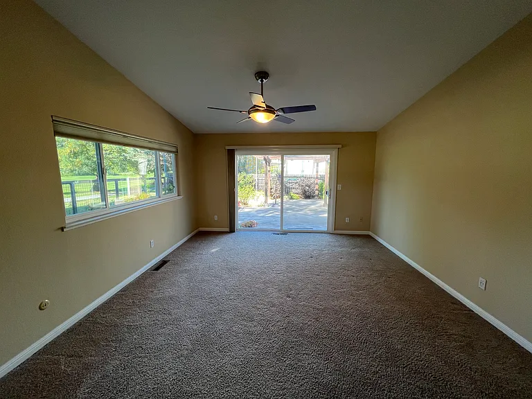 4565 Fairway Dr — Photo 17