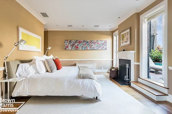 Sold by Brown Harris Stevens | media 23