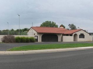 305 Kisiwa Pkwy, Hutchinson, KS 67502