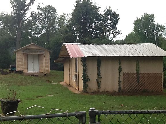 5th image of 800 Bonnita St