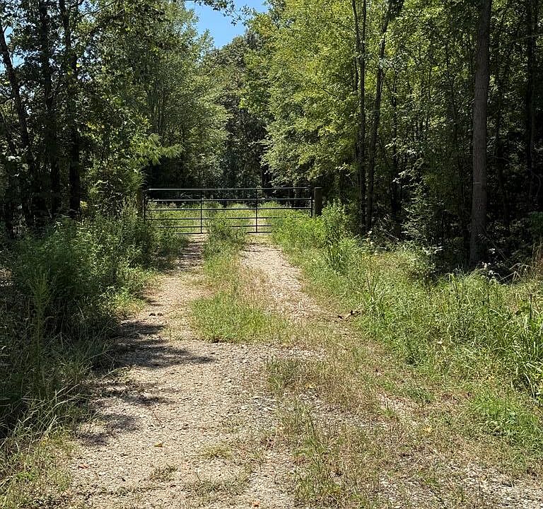 1st image of 230 Old North Church Rd