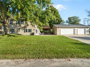 807 2nd St, Nevada, IA 50201