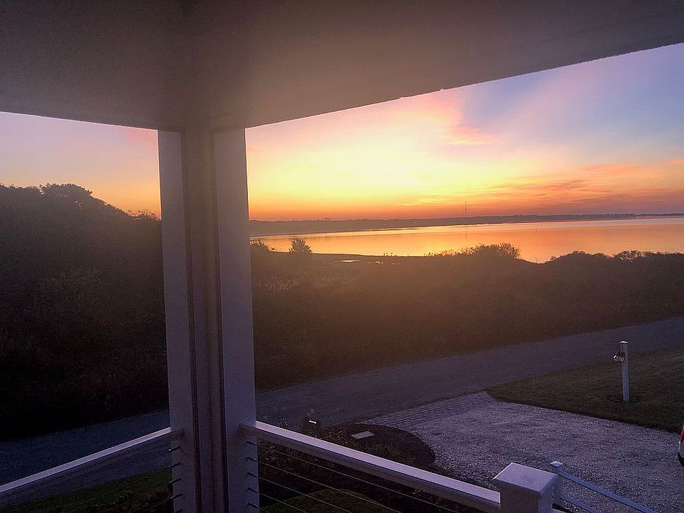 2nd image of 85 Harbor Rd