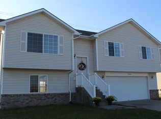 7209 Whitewater Ln, Lincoln, NE 68521