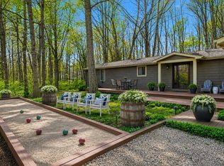 15578 Red Arrow Hwy, Union Pier, MI 49129
